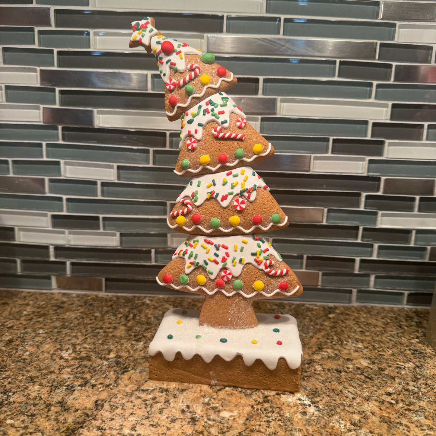 Slanted Gingerbread Tree